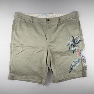TOMMY BAHAMA Shorts Mens 40 Beige Bird Print Chino Performance Blend Pockets
